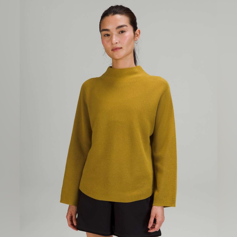LULULEMON Boxy Cotton-Blend Sweater size XS/S in Auric Gold